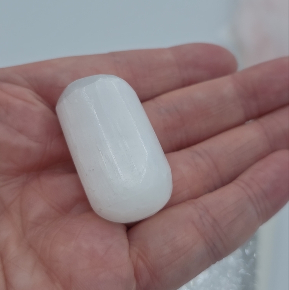 Selenite White Crystal Tumble Stone - Picture 2 of 5